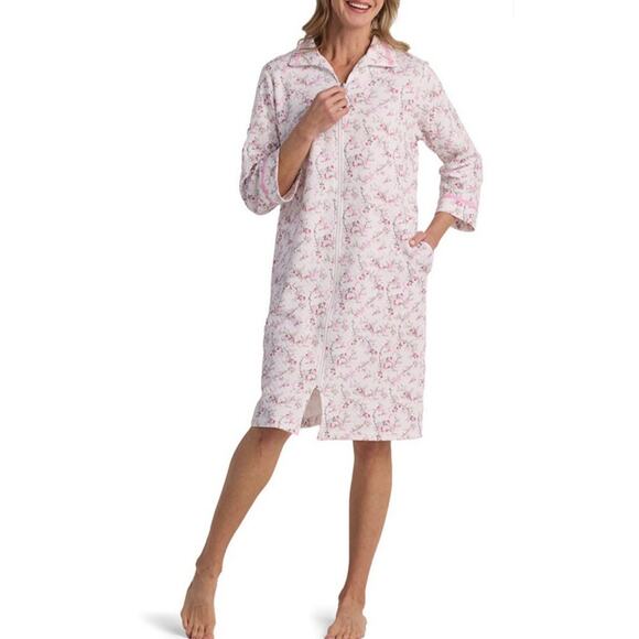 NEW Miss Elaine Full Zip Robe Sz M Quilt In Knit Pink Floral Pockets 3/4 Sleeves - Picture 1 of 9